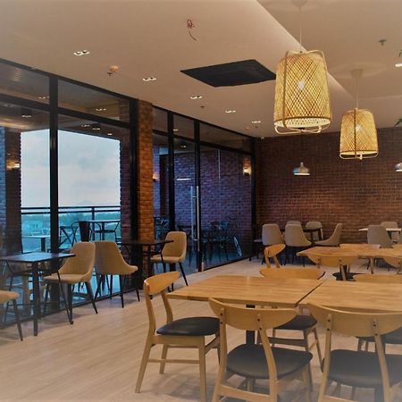 West Prime Hotel Calbayog Kültér fotó