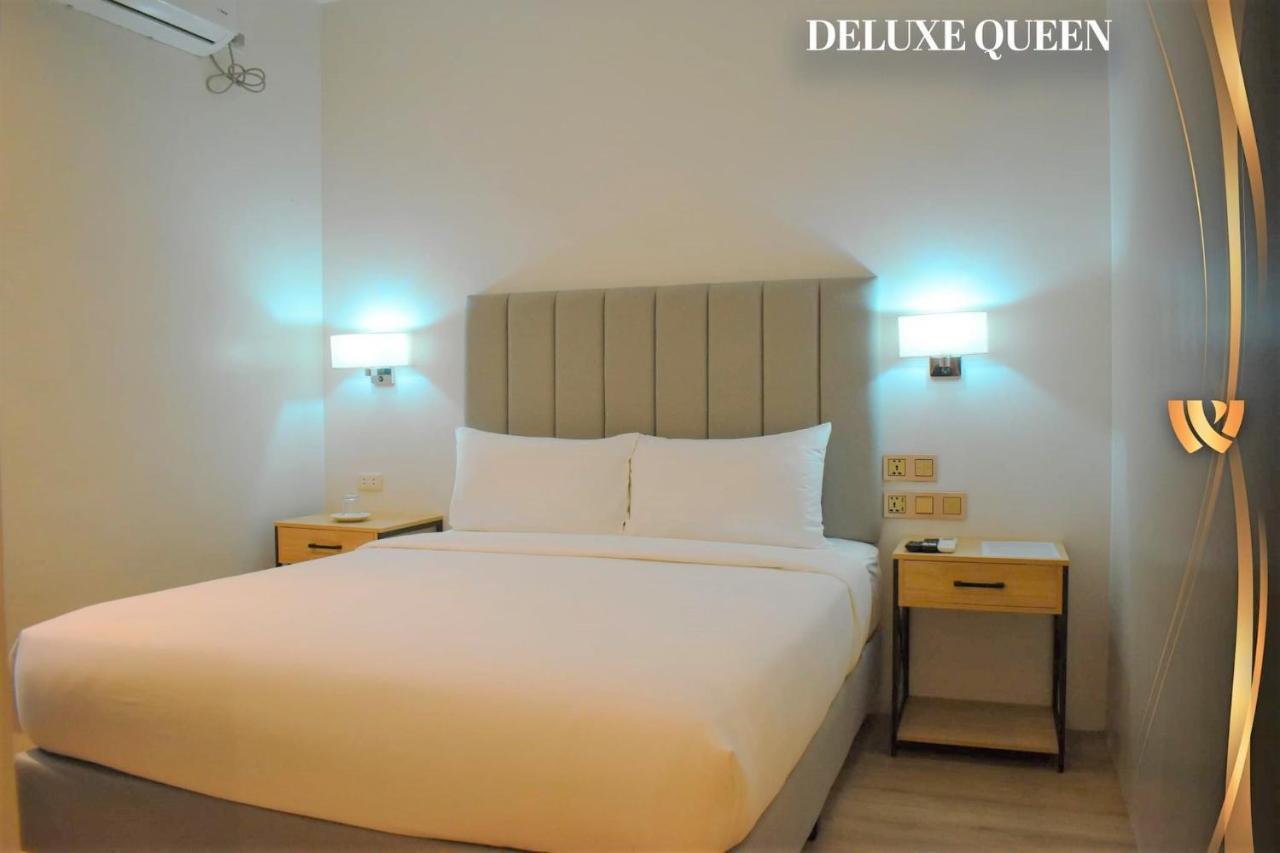 West Prime Hotel Calbayog Kültér fotó