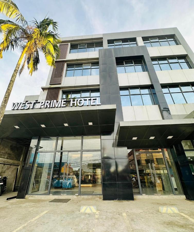 West Prime Hotel Calbayog Kültér fotó